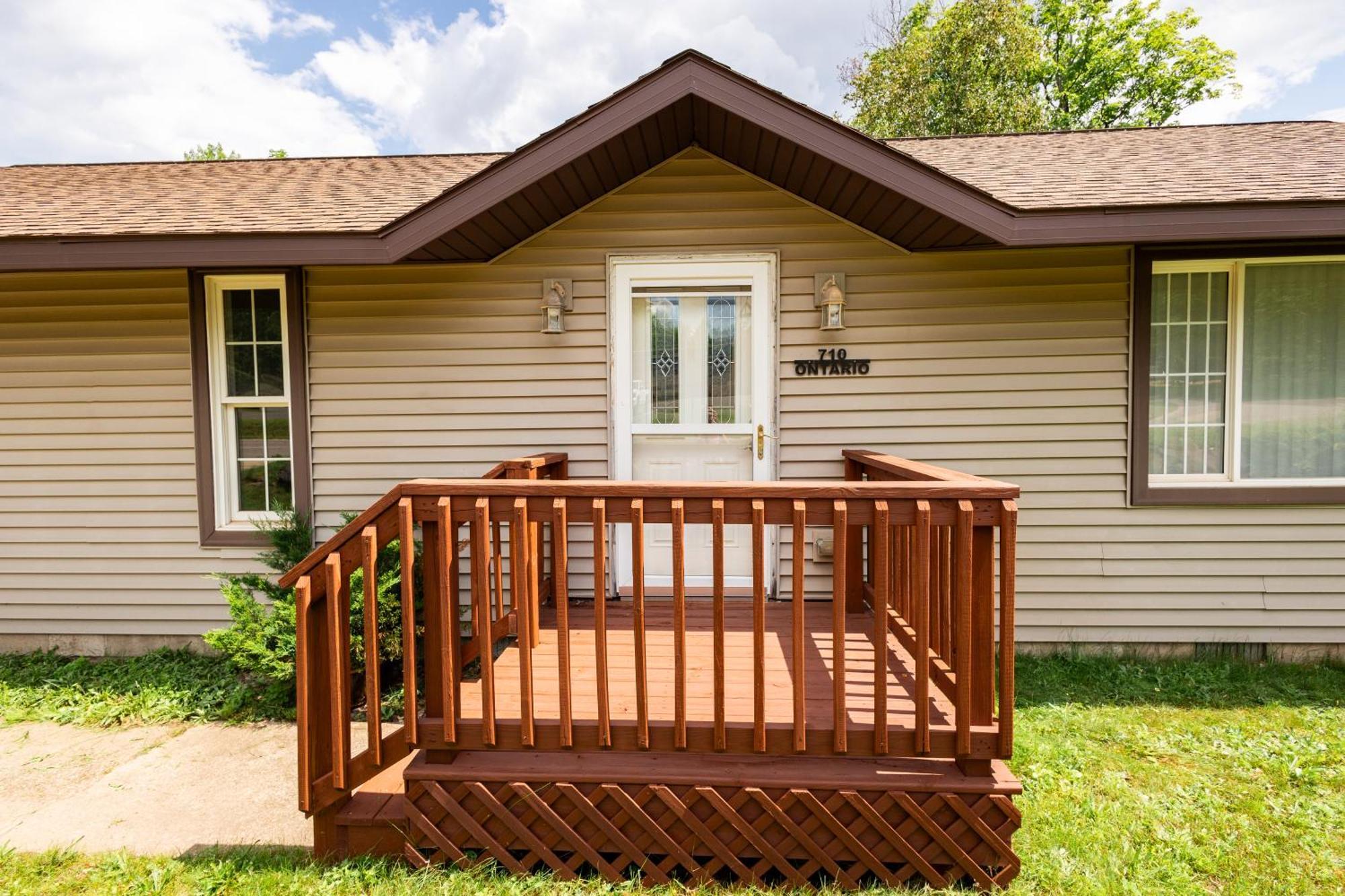 Indoor Hot-Tub! Spacious & Updated Mqt Township Home! Marquette Kültér fotó